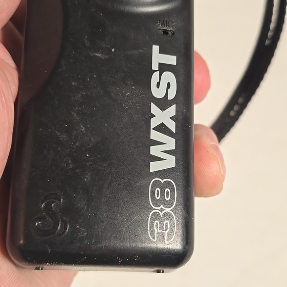 Cobra RoadTrip HH38WXST 4-Watt 40-Channel Sound Tracker Handheld CB Radio - Picture 5 of 10